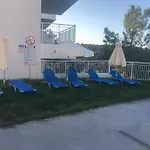 Akamas Throne Apartmán *