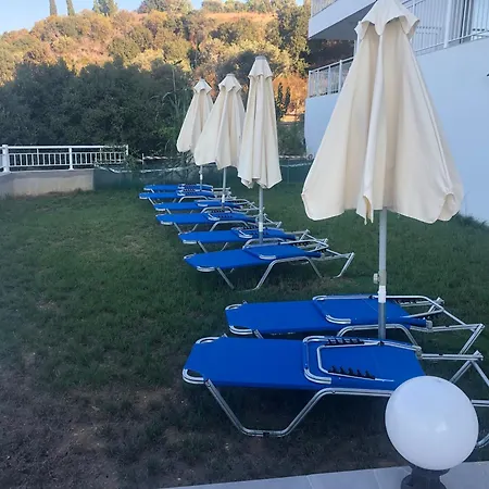 Apartman Akamas Throne
