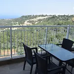Akamas Throne Apartamento *