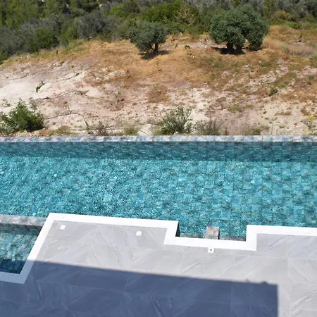 Apartament Akamas Throne