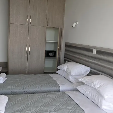 Akamas Throne Neo Chorio