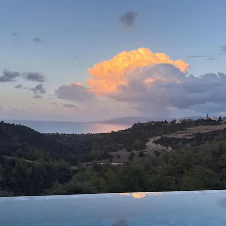 Akamas Throne Apartamento Neo Chorio