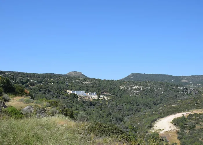 Akamas Throne * Neo Chorio