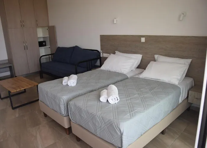 Akamas Throne * Нео-Хорио