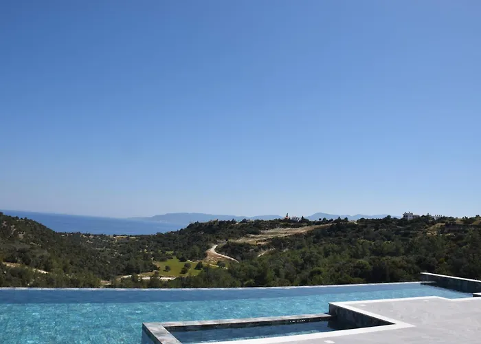 Akamas Throne Neo Chorio