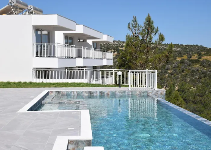 Akamas Throne * Neo Chorio