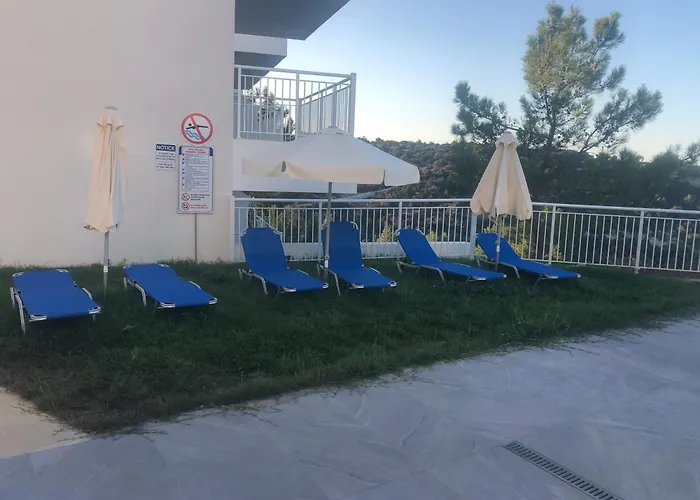 Akamas Throne Appartement *